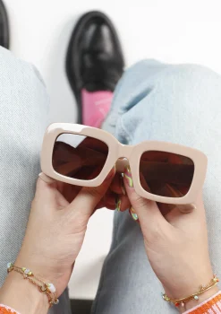 Beige Rechthoekige Zonnebril^Sacha Discount