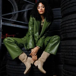 Beige Suede Cowboylaarzen Met Stiksels^Sacha Best Sale