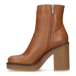 Cognac Enkellaarsjes Met Blokhak^Sacha Sale