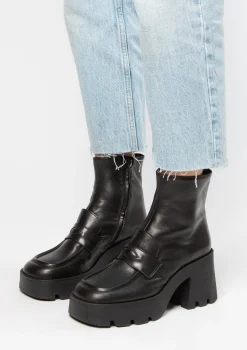 Zwarte Chunky Enkellaarsjes Met Blokhak^Sacha Discount