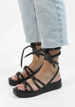 Zwarte Plateau Sandalen Met Strikveters^Sacha Shop